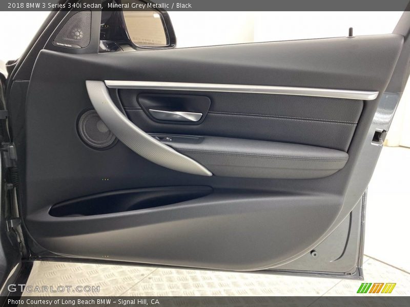 Mineral Grey Metallic / Black 2018 BMW 3 Series 340i Sedan
