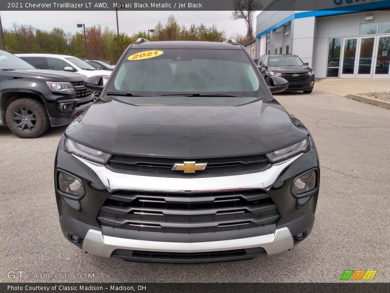 Mosaic Black Metallic / Jet Black 2021 Chevrolet TrailBlazer LT AWD