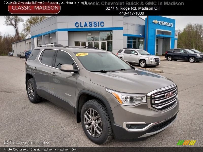 Pepperdust Metallic / Jet Black 2019 GMC Acadia SLT AWD