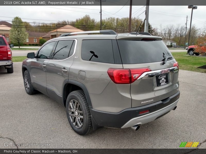 Pepperdust Metallic / Jet Black 2019 GMC Acadia SLT AWD