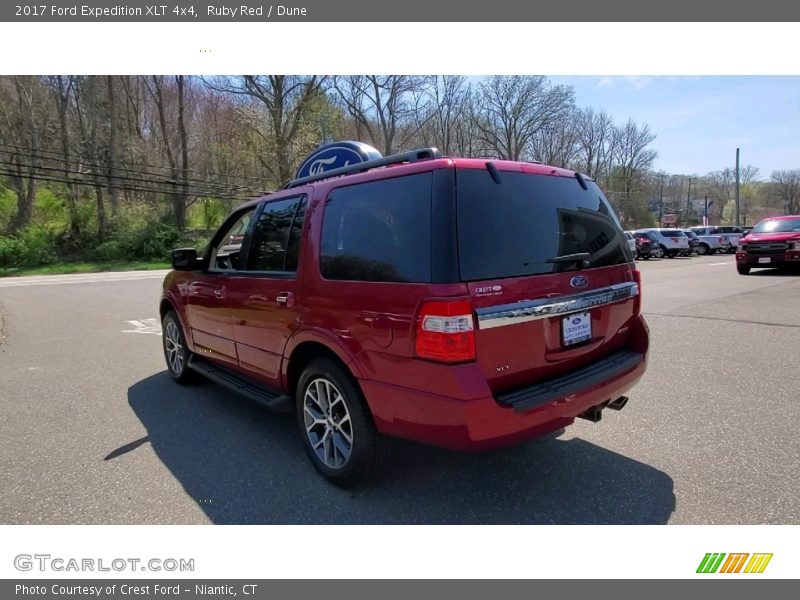 Ruby Red / Dune 2017 Ford Expedition XLT 4x4