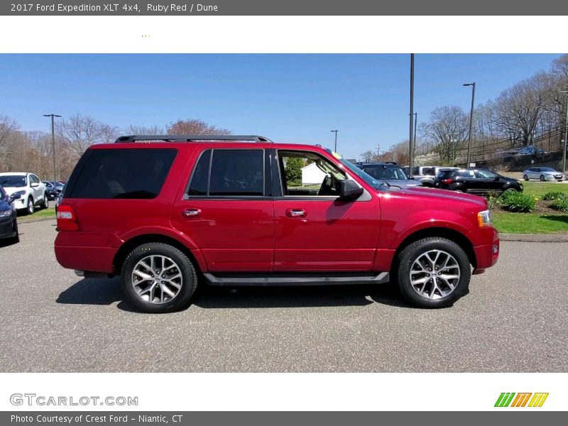 Ruby Red / Dune 2017 Ford Expedition XLT 4x4