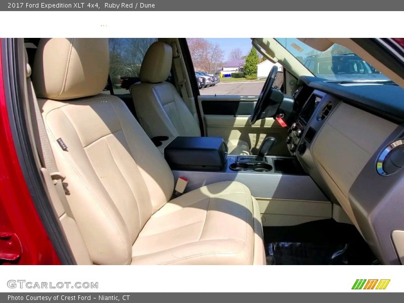 Ruby Red / Dune 2017 Ford Expedition XLT 4x4