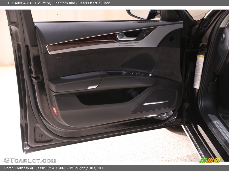Phantom Black Pearl Effect / Black 2013 Audi A8 3.0T quattro
