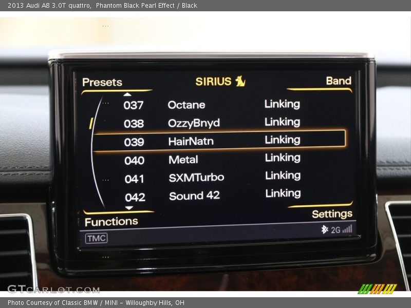 Phantom Black Pearl Effect / Black 2013 Audi A8 3.0T quattro
