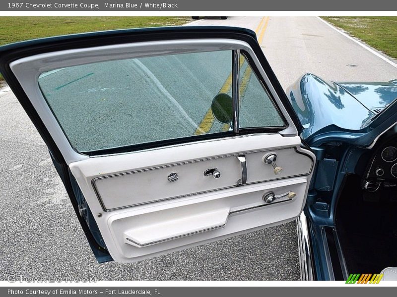 Door Panel of 1967 Corvette Coupe