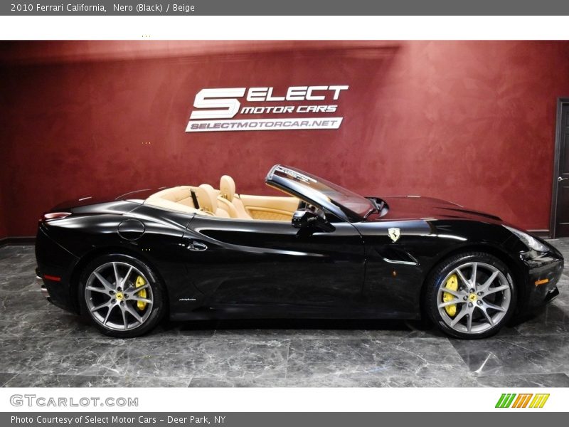 Nero (Black) / Beige 2010 Ferrari California