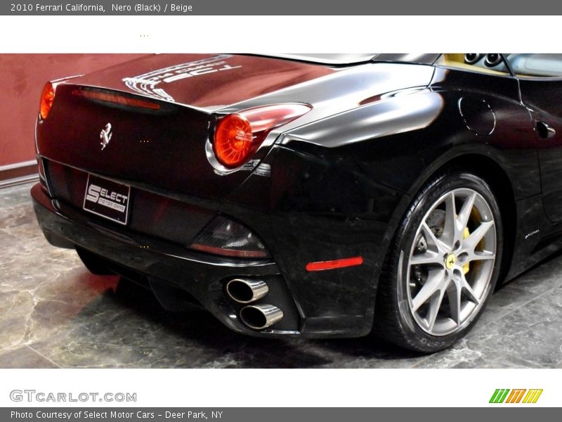 Nero (Black) / Beige 2010 Ferrari California