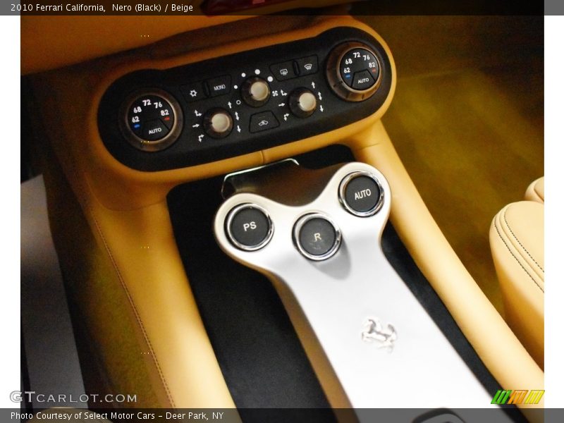 Nero (Black) / Beige 2010 Ferrari California