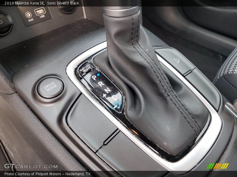 Sonic Silver / Black 2019 Hyundai Kona SE