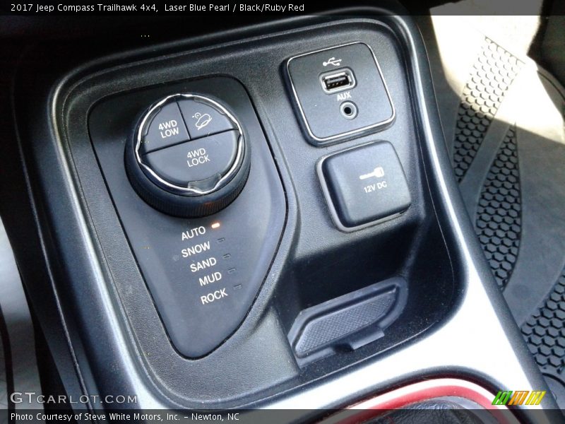 Laser Blue Pearl / Black/Ruby Red 2017 Jeep Compass Trailhawk 4x4