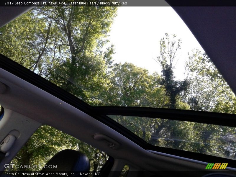 Laser Blue Pearl / Black/Ruby Red 2017 Jeep Compass Trailhawk 4x4