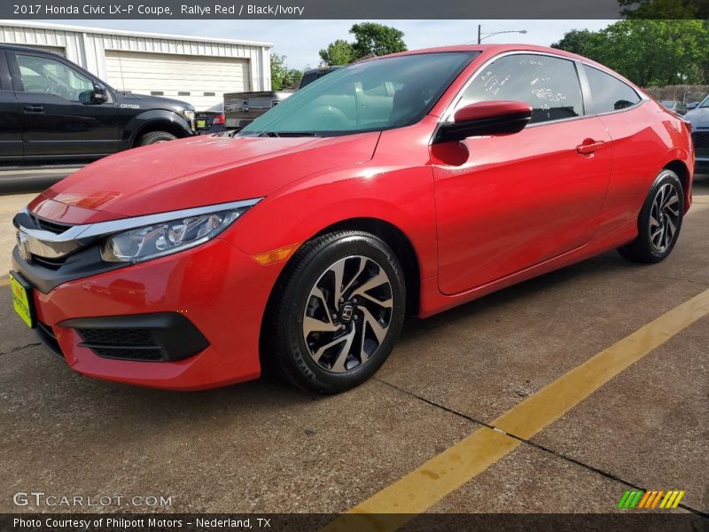 Front 3/4 View of 2017 Civic LX-P Coupe