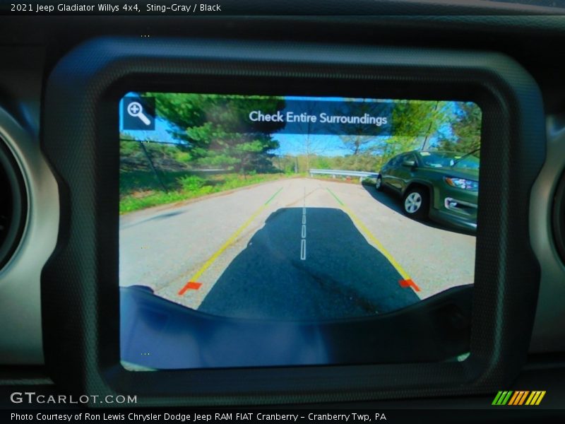 Sting-Gray / Black 2021 Jeep Gladiator Willys 4x4