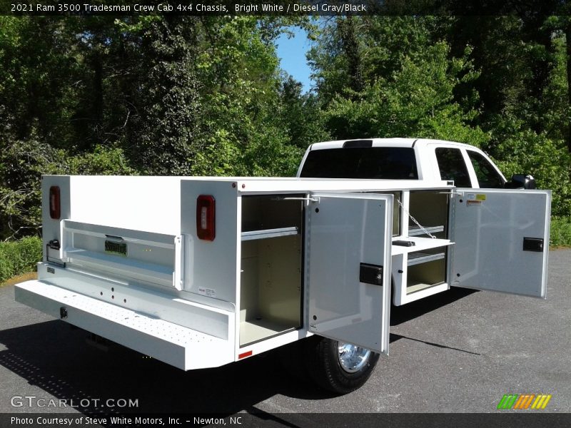 Bright White / Diesel Gray/Black 2021 Ram 3500 Tradesman Crew Cab 4x4 Chassis