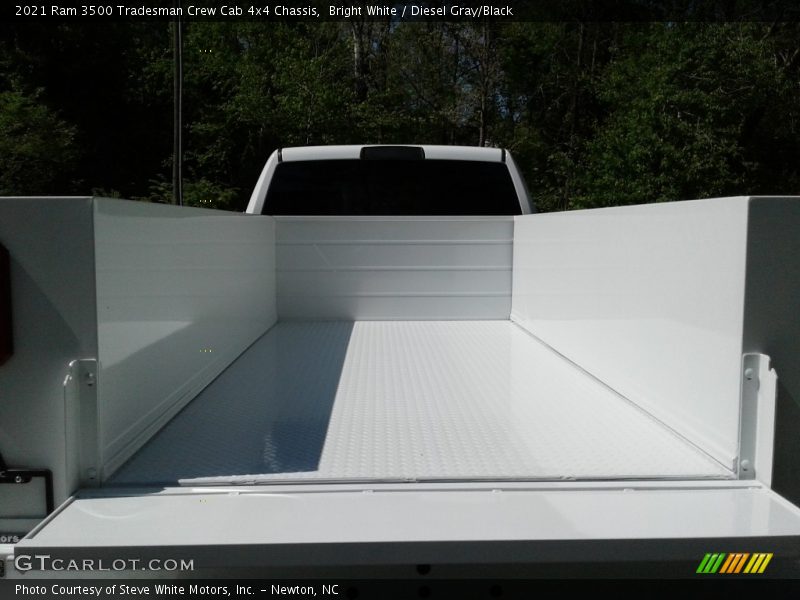 Bright White / Diesel Gray/Black 2021 Ram 3500 Tradesman Crew Cab 4x4 Chassis