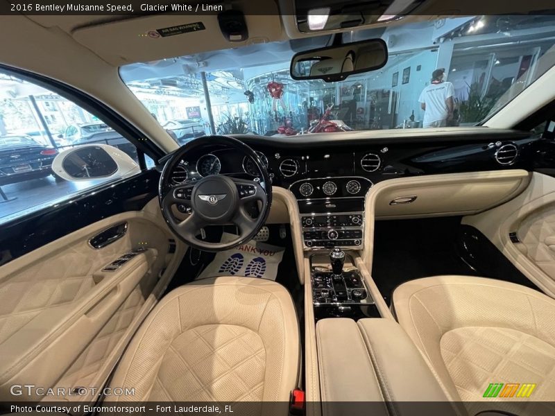 Dashboard of 2016 Mulsanne Speed