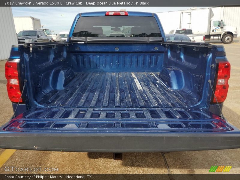 Deep Ocean Blue Metallic / Jet Black 2017 Chevrolet Silverado 1500 LT Crew Cab