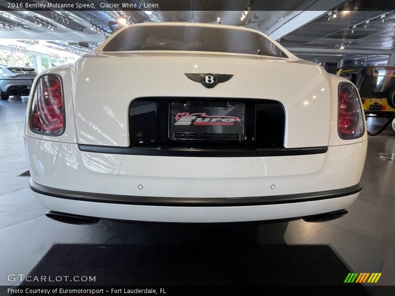 Glacier White / Linen 2016 Bentley Mulsanne Speed