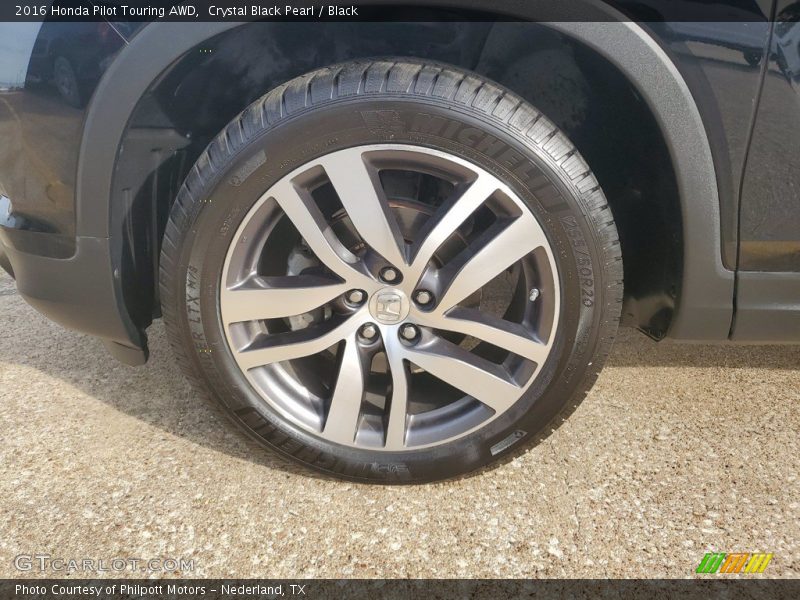  2016 Pilot Touring AWD Wheel