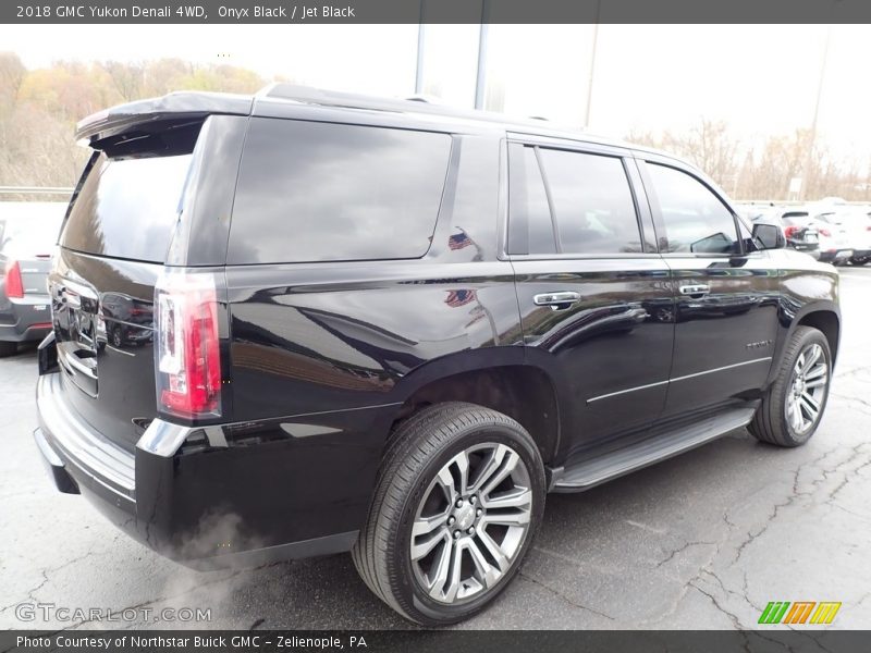 Onyx Black / Jet Black 2018 GMC Yukon Denali 4WD