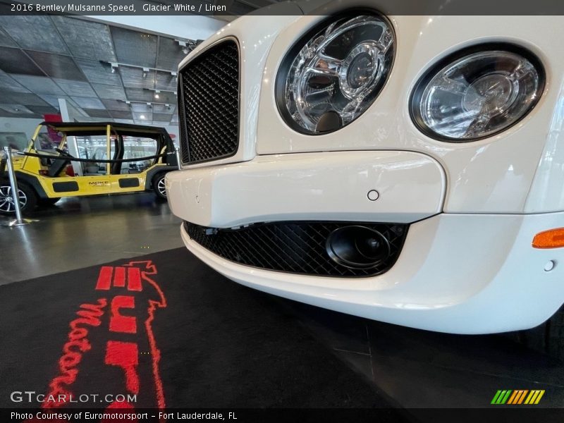Glacier White / Linen 2016 Bentley Mulsanne Speed