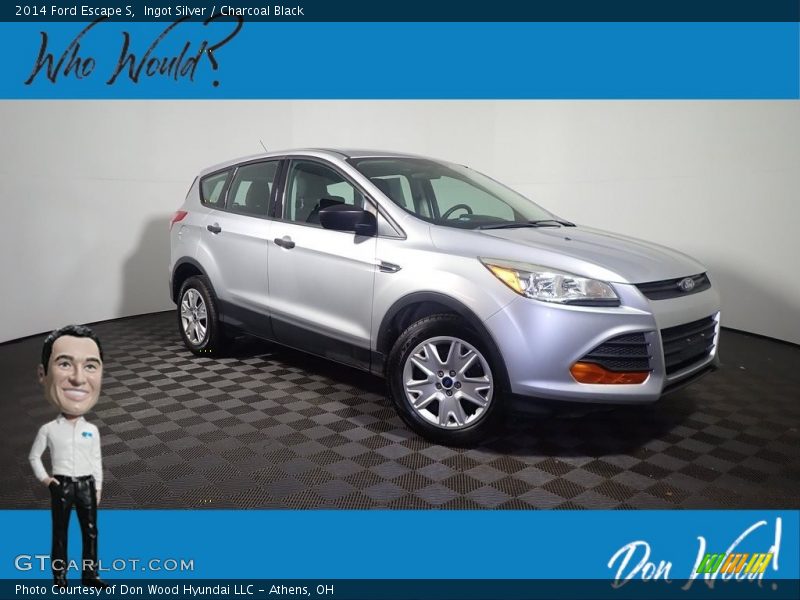 Ingot Silver / Charcoal Black 2014 Ford Escape S