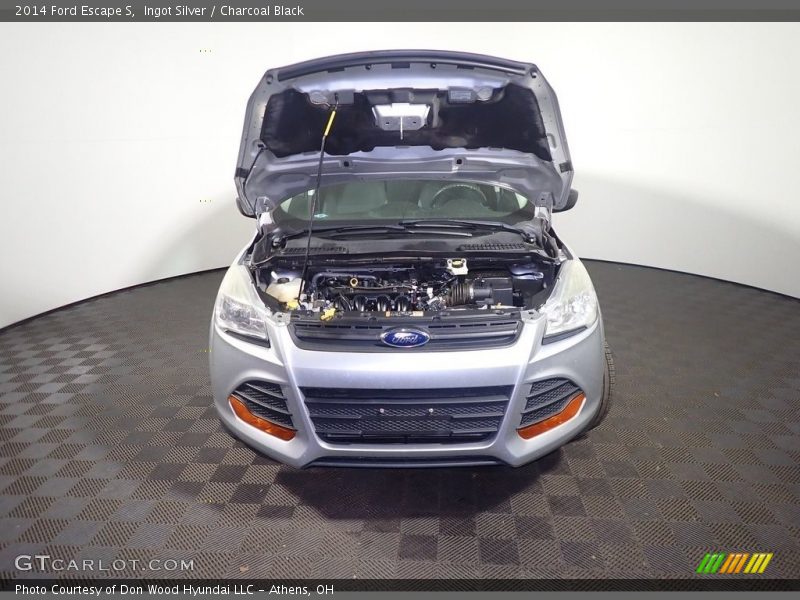 Ingot Silver / Charcoal Black 2014 Ford Escape S
