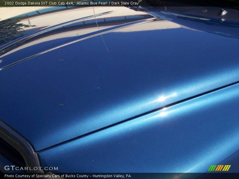 Atlantic Blue Pearl / Dark Slate Gray 2002 Dodge Dakota SXT Club Cab 4x4