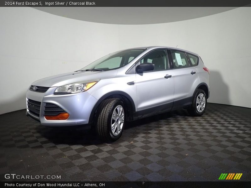 Ingot Silver / Charcoal Black 2014 Ford Escape S