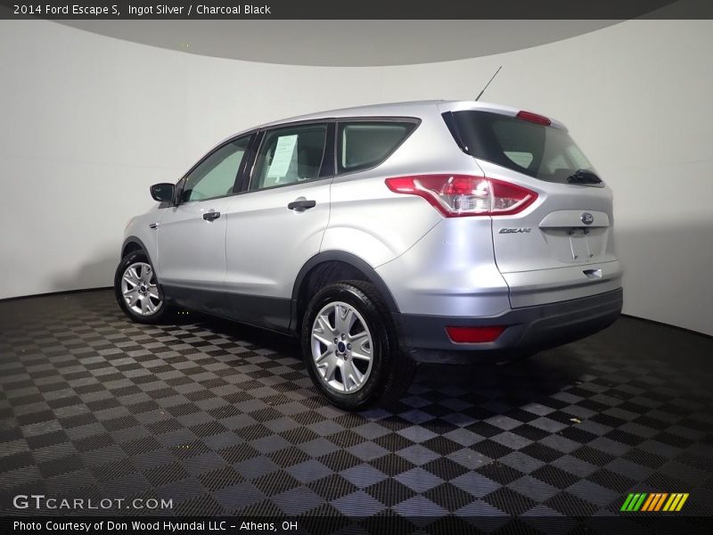Ingot Silver / Charcoal Black 2014 Ford Escape S