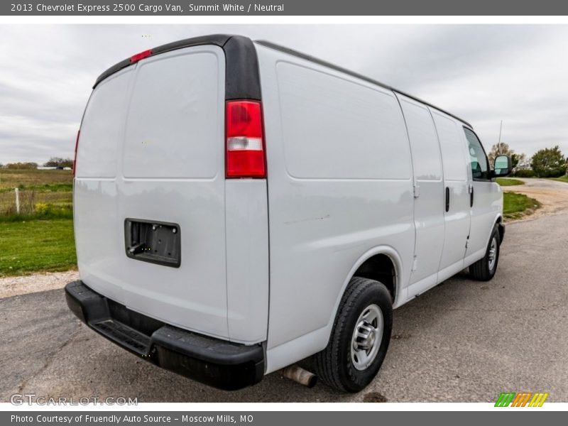 Summit White / Neutral 2013 Chevrolet Express 2500 Cargo Van