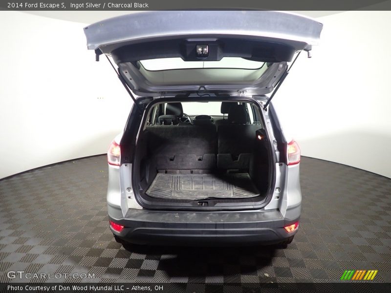 Ingot Silver / Charcoal Black 2014 Ford Escape S