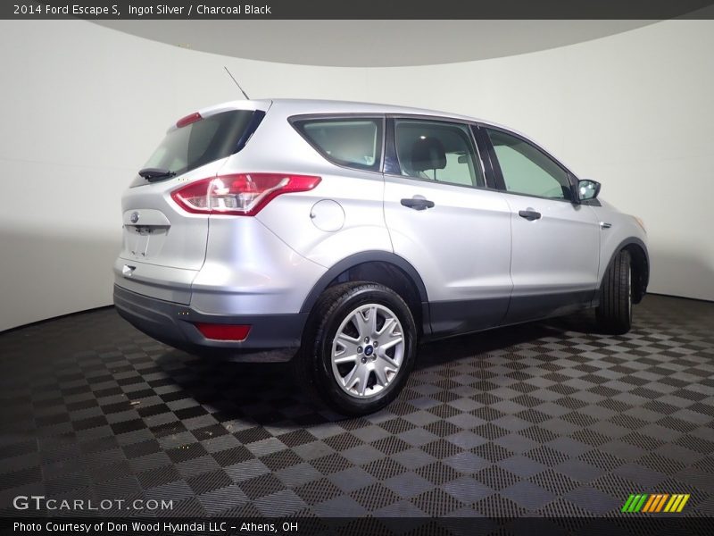 Ingot Silver / Charcoal Black 2014 Ford Escape S
