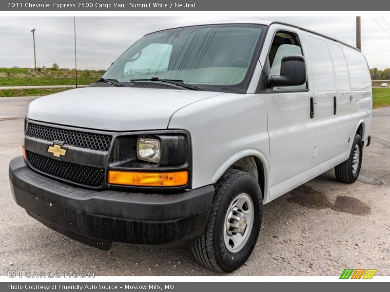 Summit White / Neutral 2013 Chevrolet Express 2500 Cargo Van