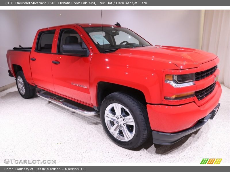 Red Hot / Dark Ash/Jet Black 2018 Chevrolet Silverado 1500 Custom Crew Cab 4x4