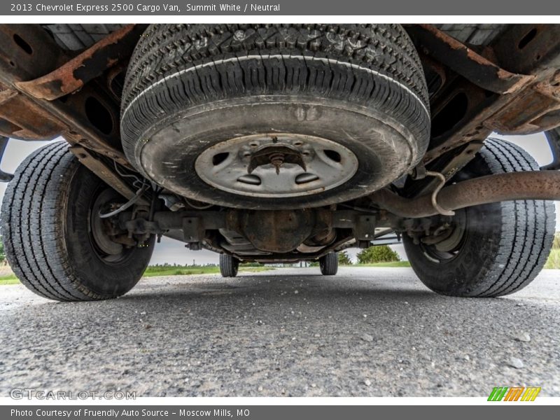 Summit White / Neutral 2013 Chevrolet Express 2500 Cargo Van