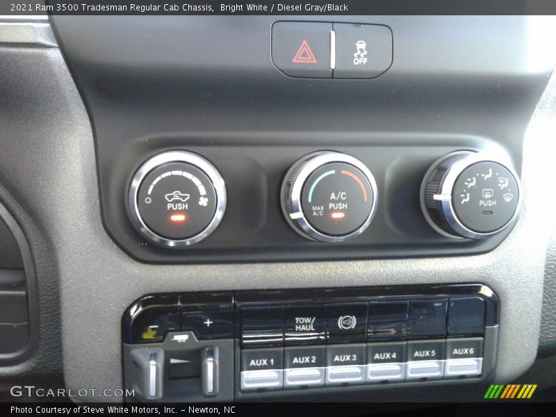 Controls of 2021 3500 Tradesman Regular Cab Chassis