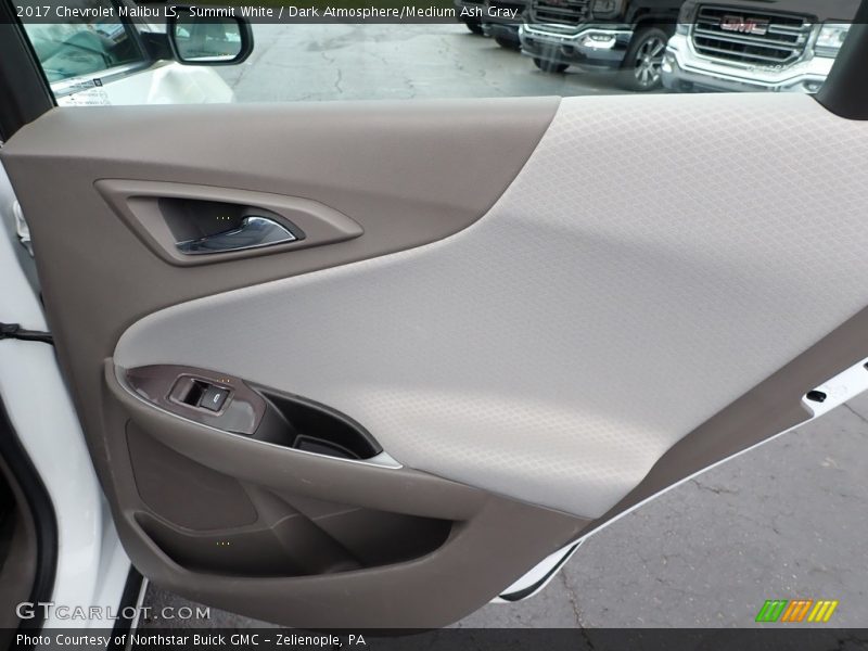 Summit White / Dark Atmosphere/Medium Ash Gray 2017 Chevrolet Malibu LS