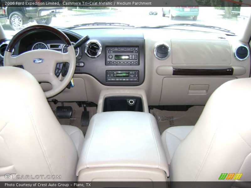 Cashmere Tri-Coat Metallic / Medium Parchment 2006 Ford Expedition Limited