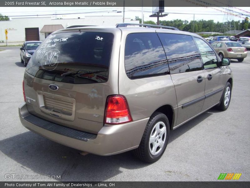 Arizona Beige Metallic / Pebble Beige 2005 Ford Freestar SE