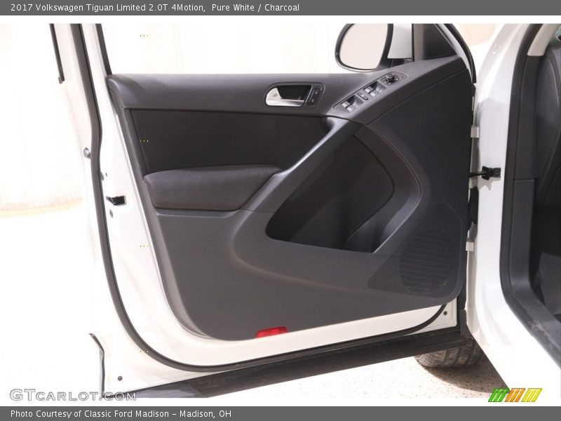 Door Panel of 2017 Tiguan Limited 2.0T 4Motion