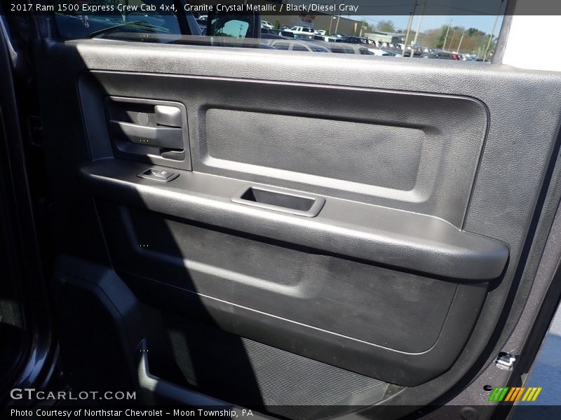 Granite Crystal Metallic / Black/Diesel Gray 2017 Ram 1500 Express Crew Cab 4x4