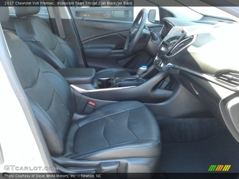 Iridescent Pearl Tricoat / Jet Black/Jet Black 2017 Chevrolet Volt Premier