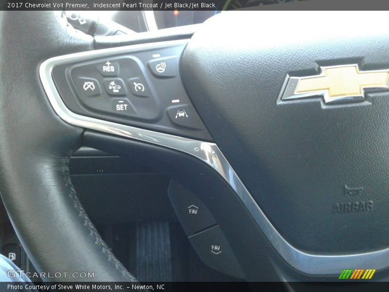 Iridescent Pearl Tricoat / Jet Black/Jet Black 2017 Chevrolet Volt Premier