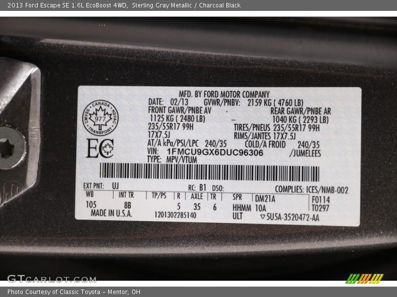 Sterling Gray Metallic / Charcoal Black 2013 Ford Escape SE 1.6L EcoBoost 4WD