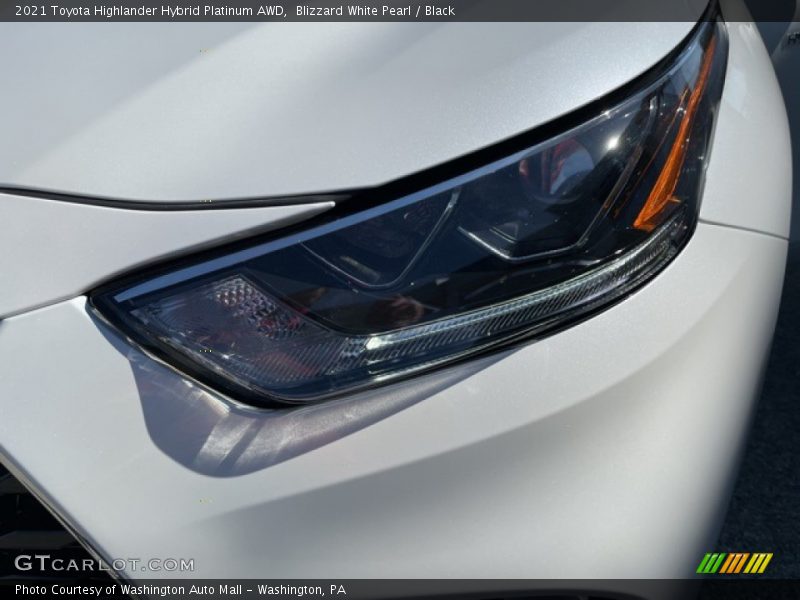 Blizzard White Pearl / Black 2021 Toyota Highlander Hybrid Platinum AWD