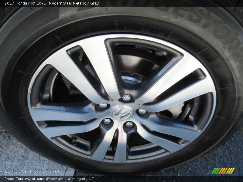 Modern Steel Metallic / Gray 2017 Honda Pilot EX-L