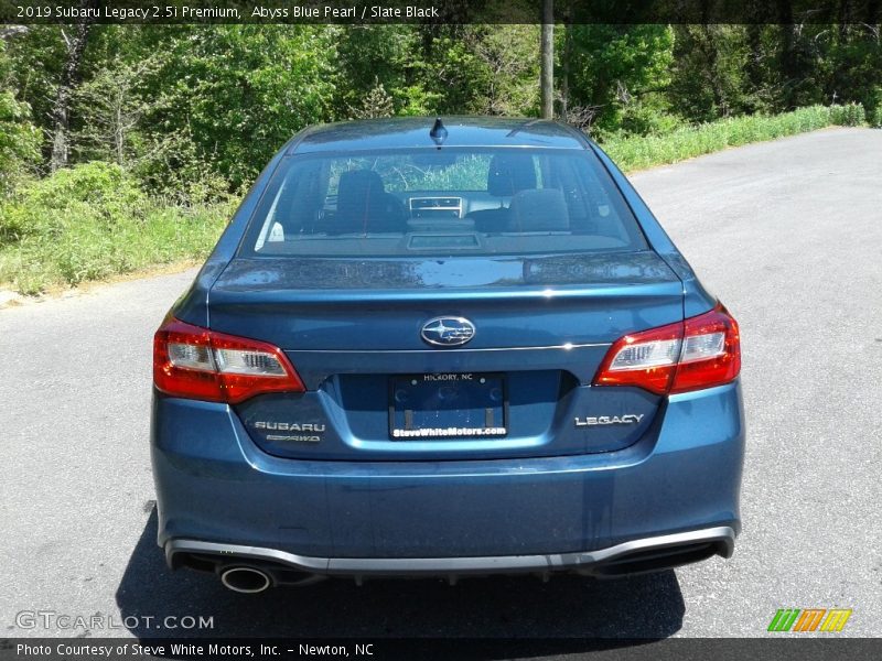 Abyss Blue Pearl / Slate Black 2019 Subaru Legacy 2.5i Premium