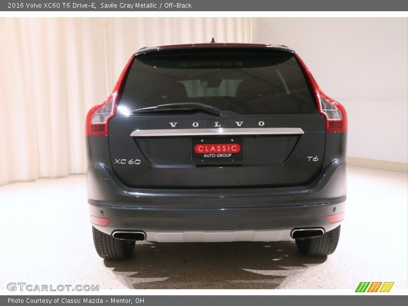 Savile Gray Metallic / Off-Black 2016 Volvo XC60 T6 Drive-E